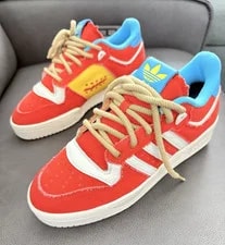 Adidas Originals — Adidas Originals X the Simpsons Rivalry 86 Low Treehouse of Horror 9 US ’s — Sneaker — resale