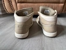 Size 11.5 - Air Jordan 1 Mid Legend 3