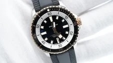 Breitling — Breitling Superocean Automatic 42 18K Gold *Box + Papers!* U17375211B1S1 — Watch — resale