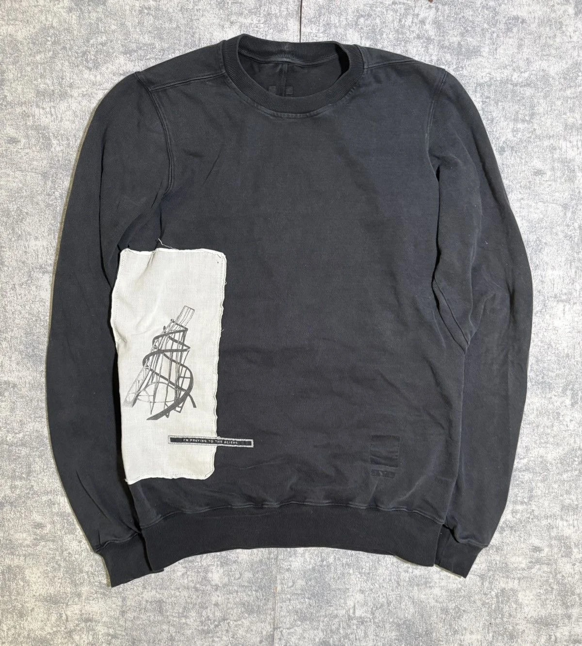 Rick Owens — Rick Owens Aliens Sweatshirt — streetwear — resale