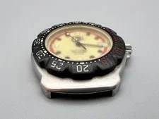TAG Heuer Only. 200 Professional Quartz Working 3
