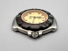 TAG Heuer Only. 200 Professional Quartz Working 4