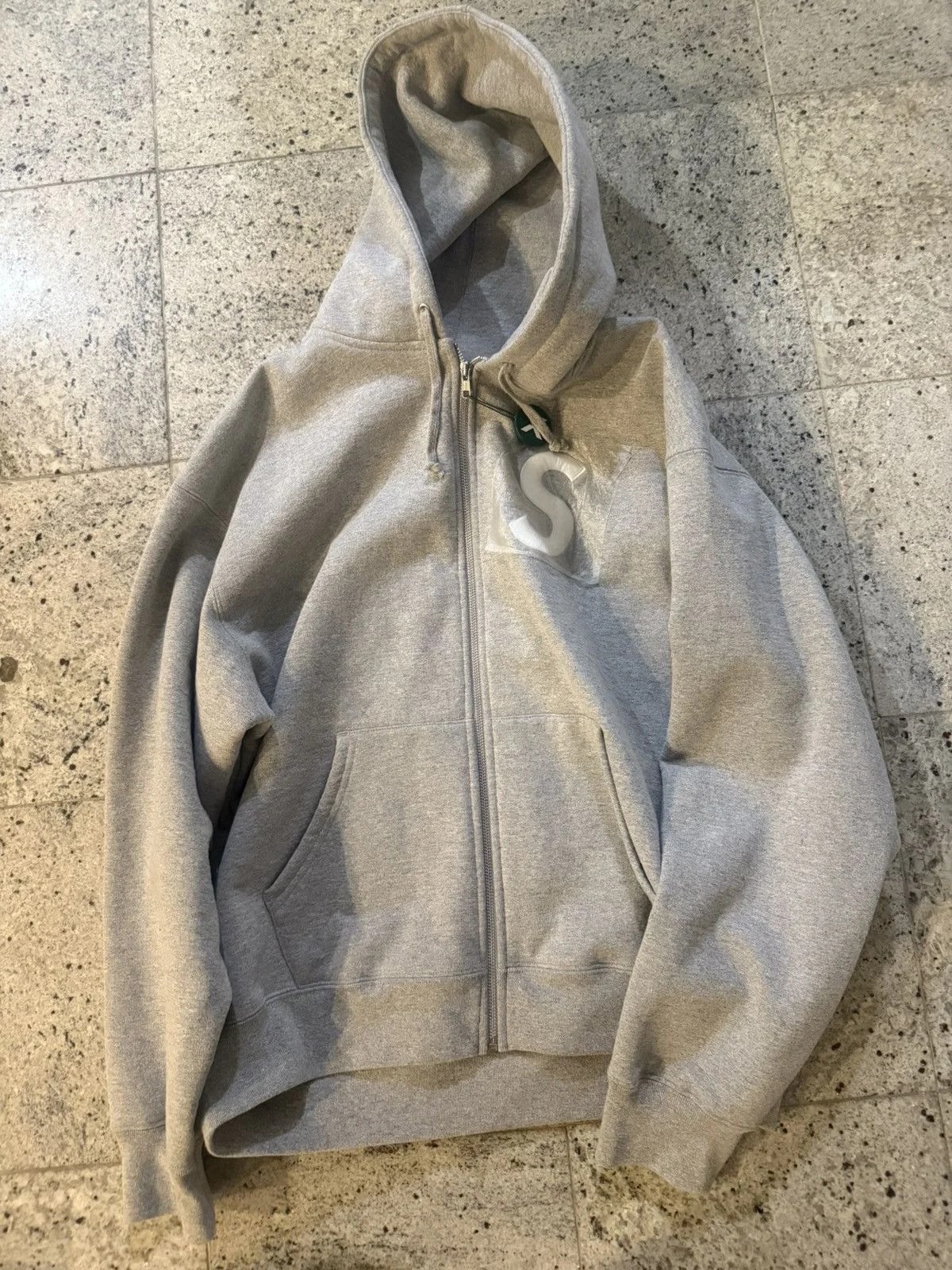 Supreme — Supreme S Logo Zip Up Hooded Sweatshirt — streetwear — resale