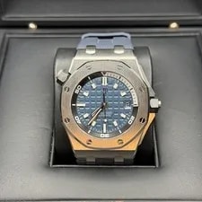 Audemars Piguet — Audemars Piguet Royal Oak Offshore Diver Blue Dial Flat Smooth Bezel Rubber — Watch — resale