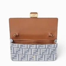 Fendi Baguette Chain Wallet 135945489 4