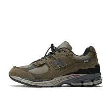 New Balance 2002R Shoes Dark Protection Pack 3