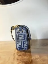 Fendi Baguette NM Chenille Medium 4