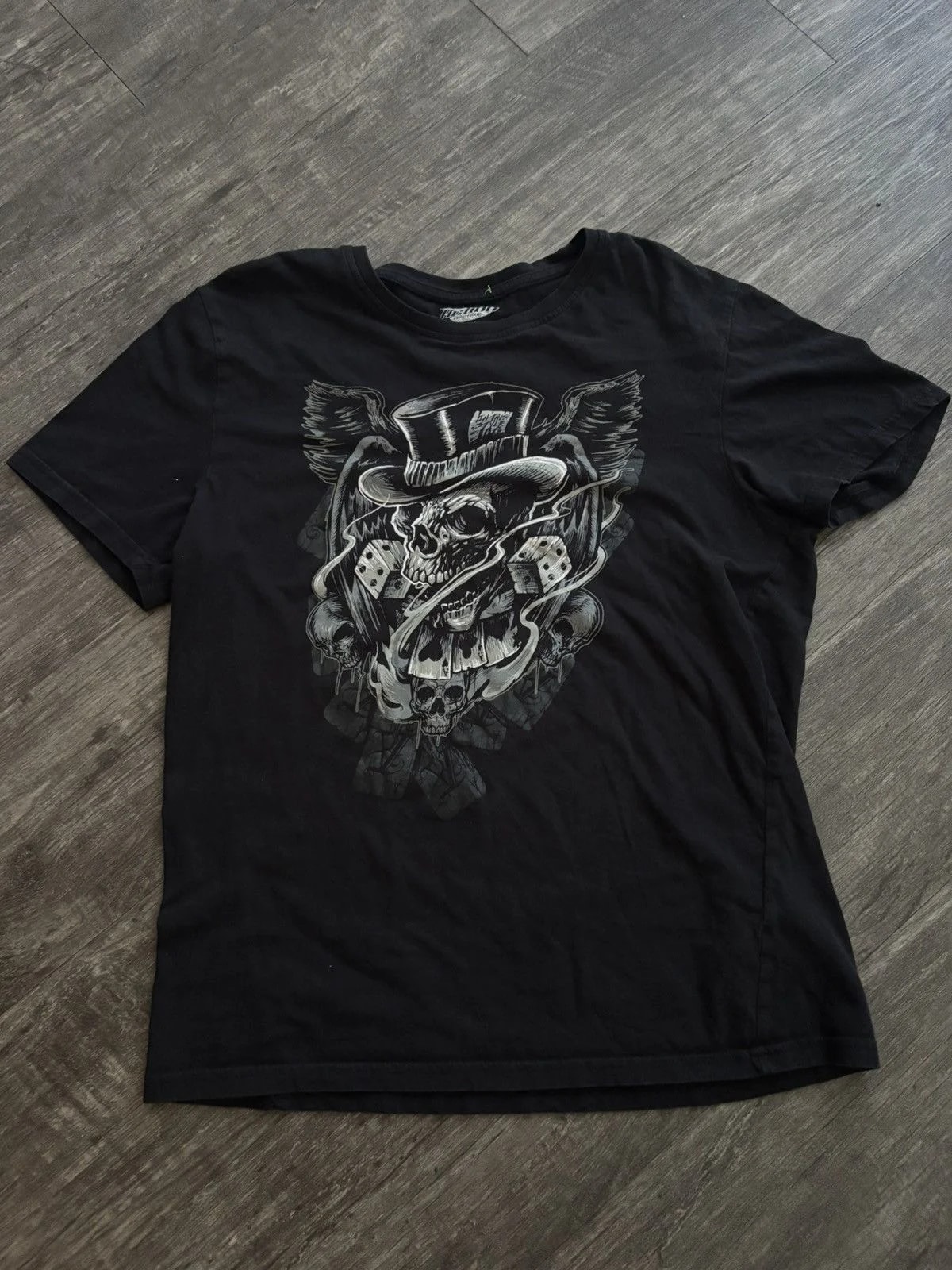 Skull Graphic Tee — streetwear — resale