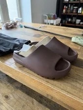 Yeezy Slide Size 10 Fudge 2