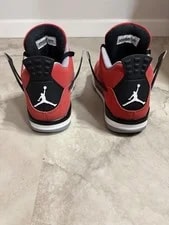 Jordan 4 Toro 3