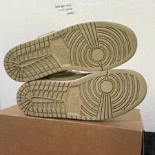 Size 10.5 - Air Jordan 1 Mid Legend 3