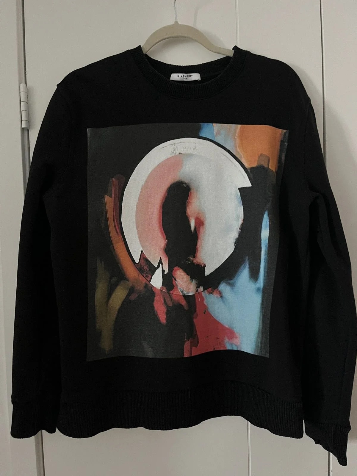 Givenchy — Givenchy Graphic Sweatshirt — streetwear — resale