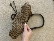 Fendi Mamma Hobo Baguette 4