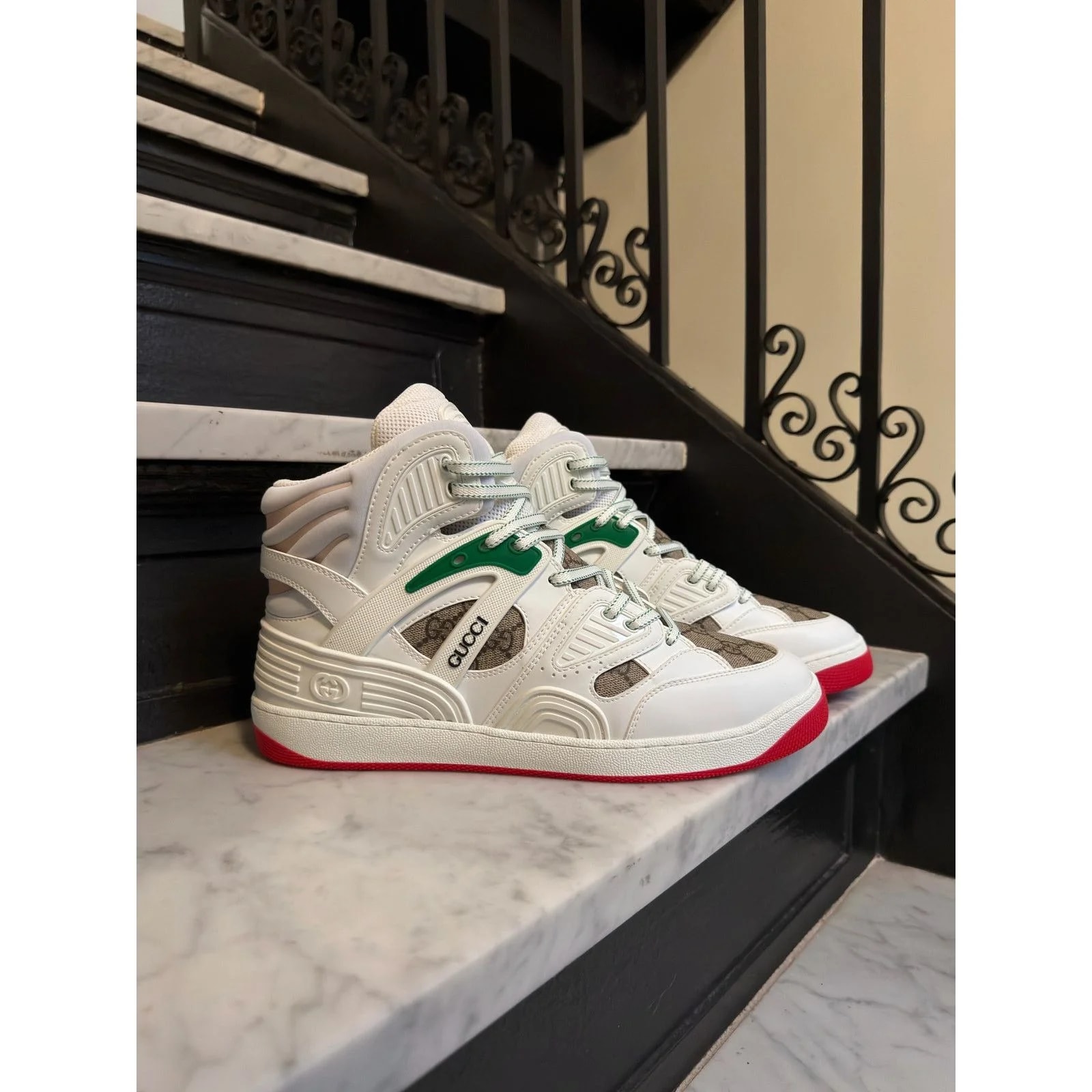 Gucci — Gucci Basket High ' Demetra ' Monogram GG — Sneaker — resale