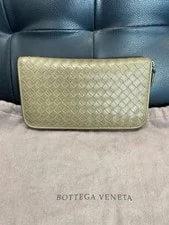 Bottega Veneta — Bottega Veneta Authentic Long Wallet 114076-V001N-2608 — Handbag — resale