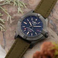 Breitling Avenger Blackbird 44 V1731110/BD74 Box/Paper 3