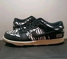 Nike SB — Nike SB Dunk Low OG QS Quartersnacks DM3510-001 ’S — Sneaker — resale