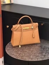 Hermès Kelly 32 Nude Flap Top Handle 2