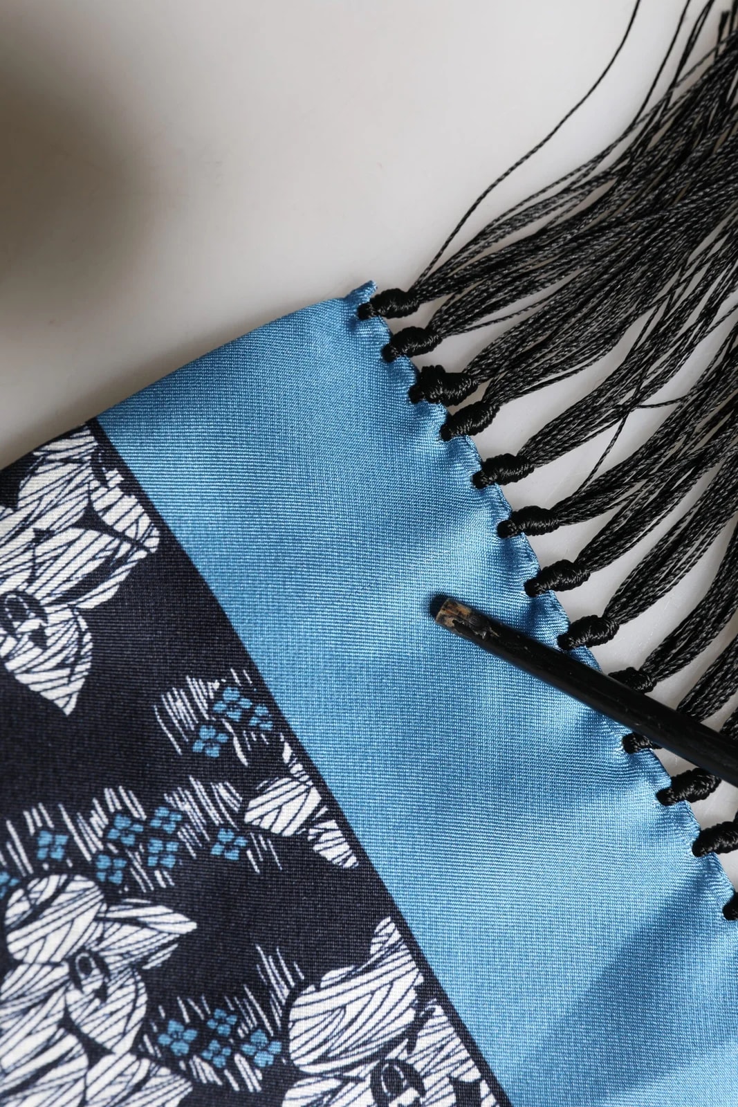 Dolce & Gabbana Floral Pattern Fringe 140cm X 16cm Scarf 4