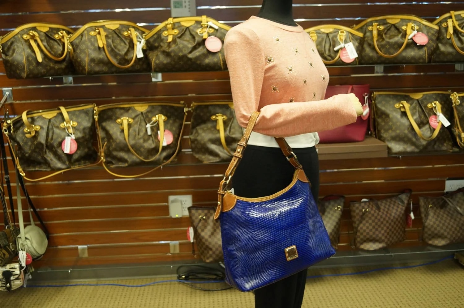 Dooney and Bourke - Hobo 2