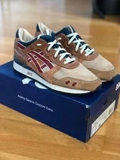 Asics — Flashback Magazine X Sole X Asics Gel-Lyte III “Kobe” — Sneaker — resale
