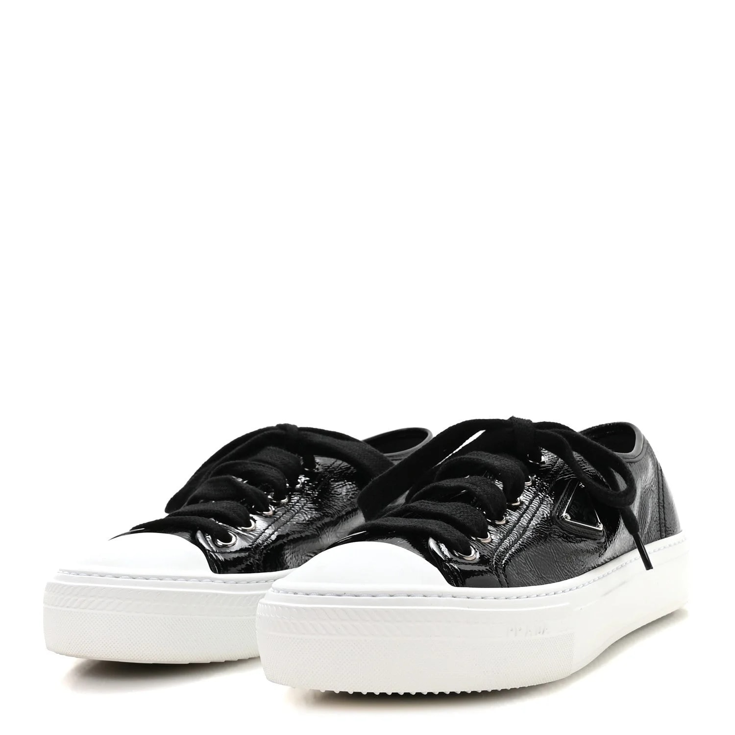 Naplak Triangle Logo Low Top 4