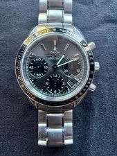Omega Speedmaster Date / Day‑Date 323.30.40.40.06.001 3
