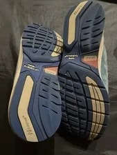 Size 10 - New Balance 992 Tropical 4