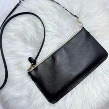 Authentic Prada 11cm X 20cm Crossbody Damage 3