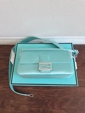 Tiffany & Co. X Fendi Medium Baguette Tiffany Blue Box 73023491 4