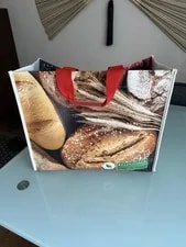 Balenciaga — Balenciaga Antwerp Medium in Bread/Berries — Handbag — resale