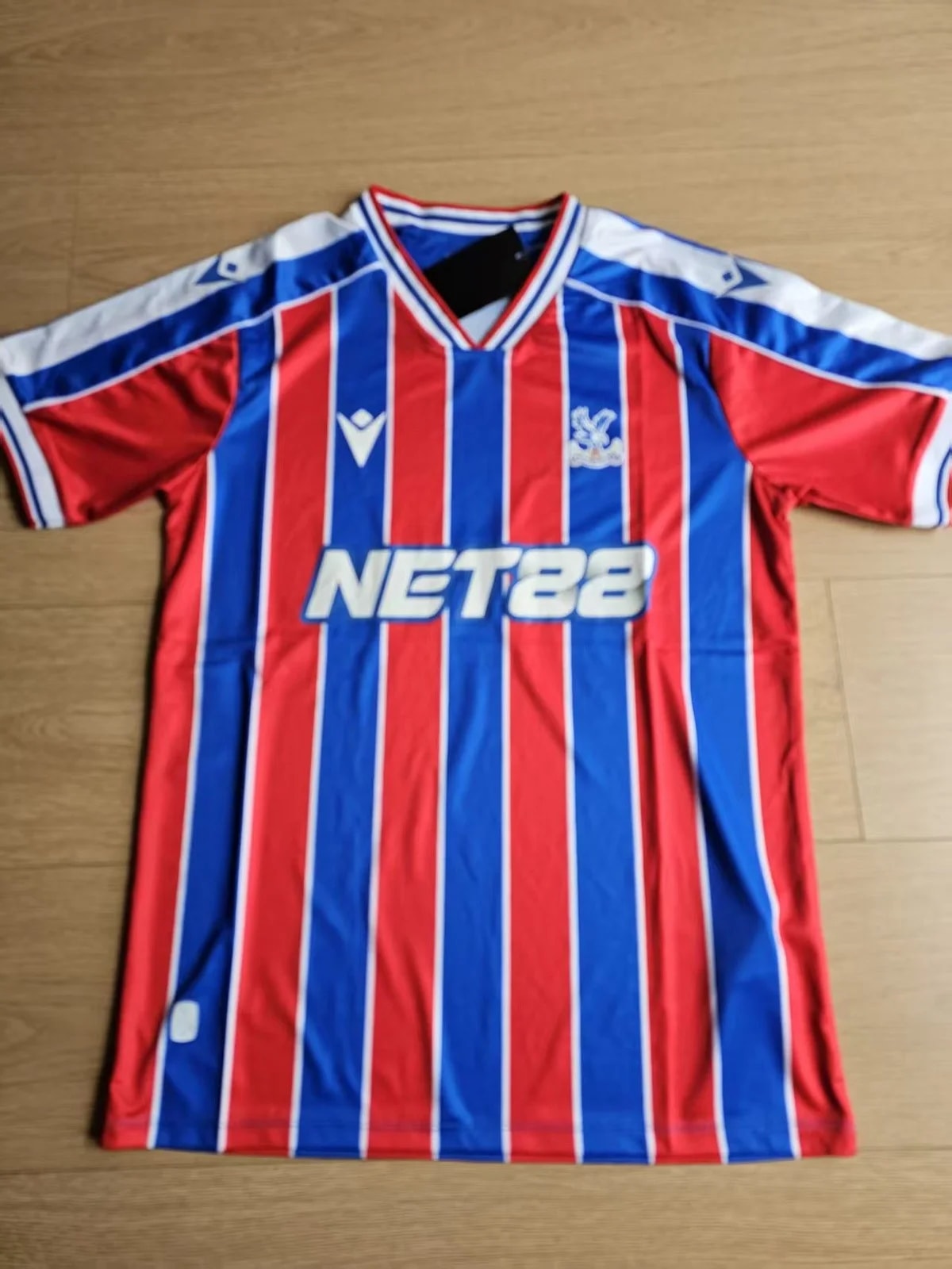 Palace — 2025 26 Palace Home — streetwear — resale
