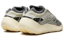Yeezy 700 V3 'Fade Salt' All US Size ID1674 New in Box 4