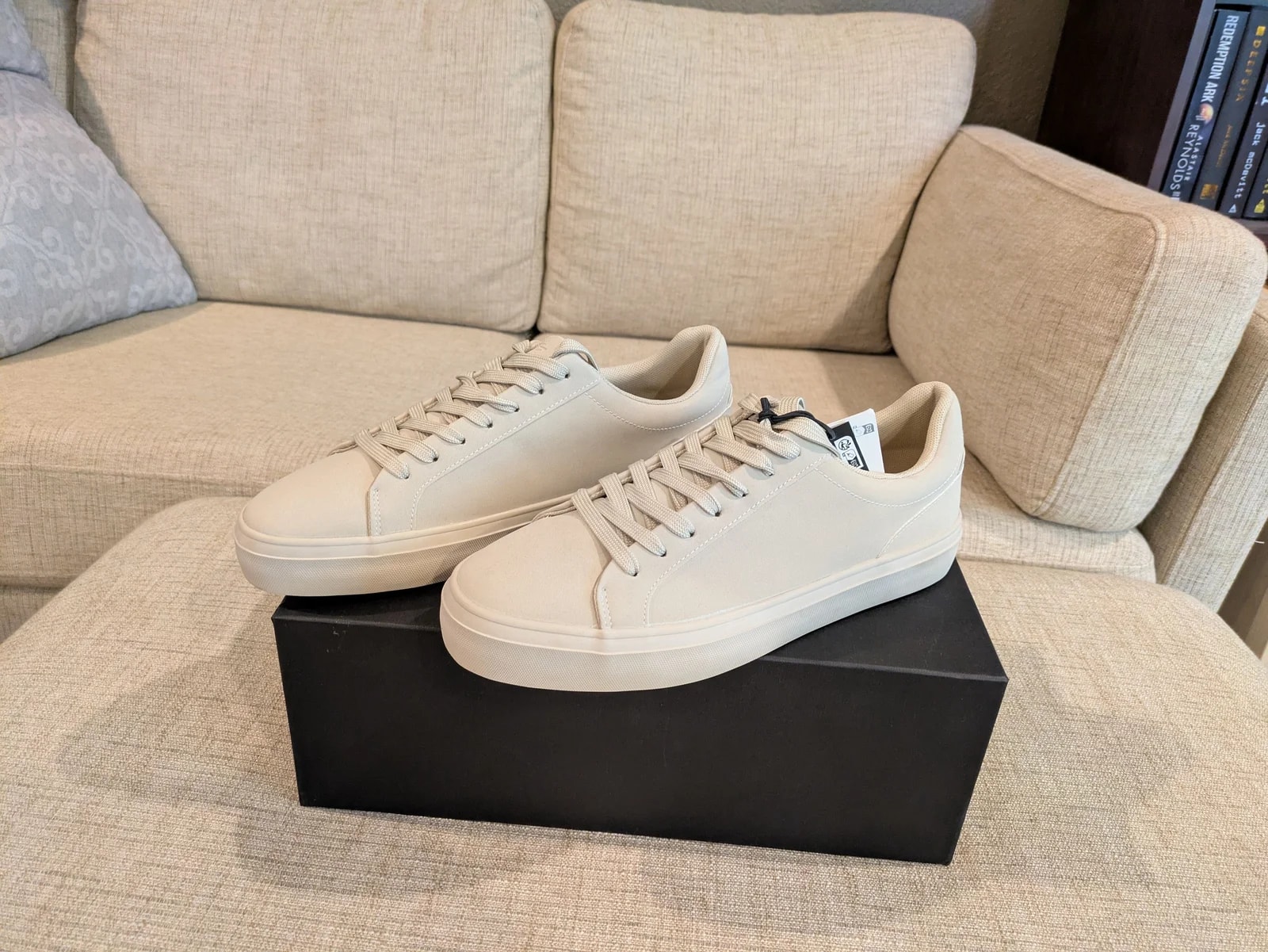 Off-White — Pull&Bear Stwd Casual - Off-White — Sneaker — resale