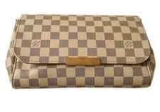 Louis Vuitton — Louis Vuitton Crossbody Favorite — Handbag — resale