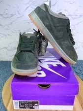 Nike SB — Nike SB Dunk Low Pro B Sequoia Light Army New HJ0367-301 Sz M9 / W10.5 — Sneaker — resale