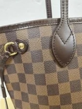 Louis Vuitton Neverfull Interior France 2008 4