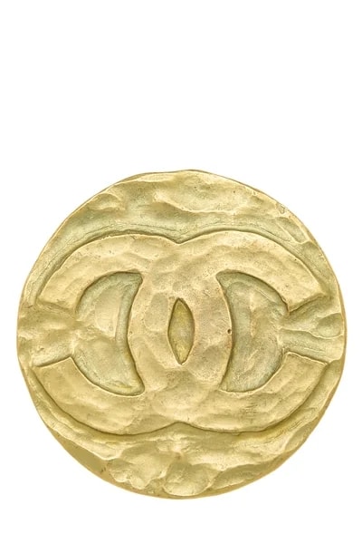Chanel — 'CC' Circle Brooch — Jewelry — resale