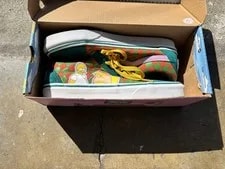 Vans Old Skool the Simpsons Moe's Tavern VN0A4BV521L 4