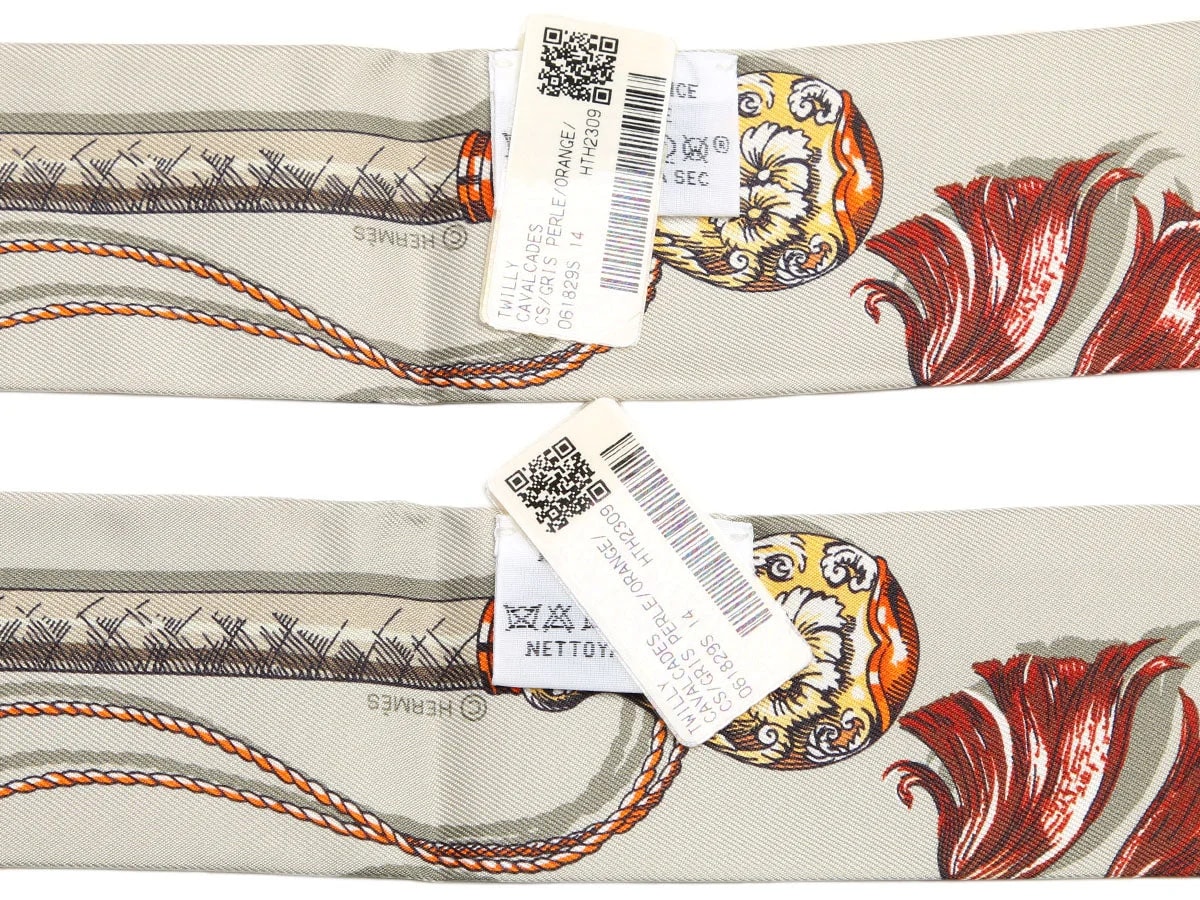 Hermès Cavalcades Twilly Pair 3