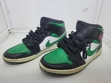 Air Jordan — Size 11 Air Jordan 1 Mid Authentic Good Shape — Sneaker — resale