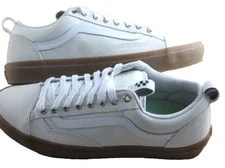 Vans — Vans Skate Old Skool 36+ Gum Bottom Striped Lace Up Shoes — Sneaker — resale