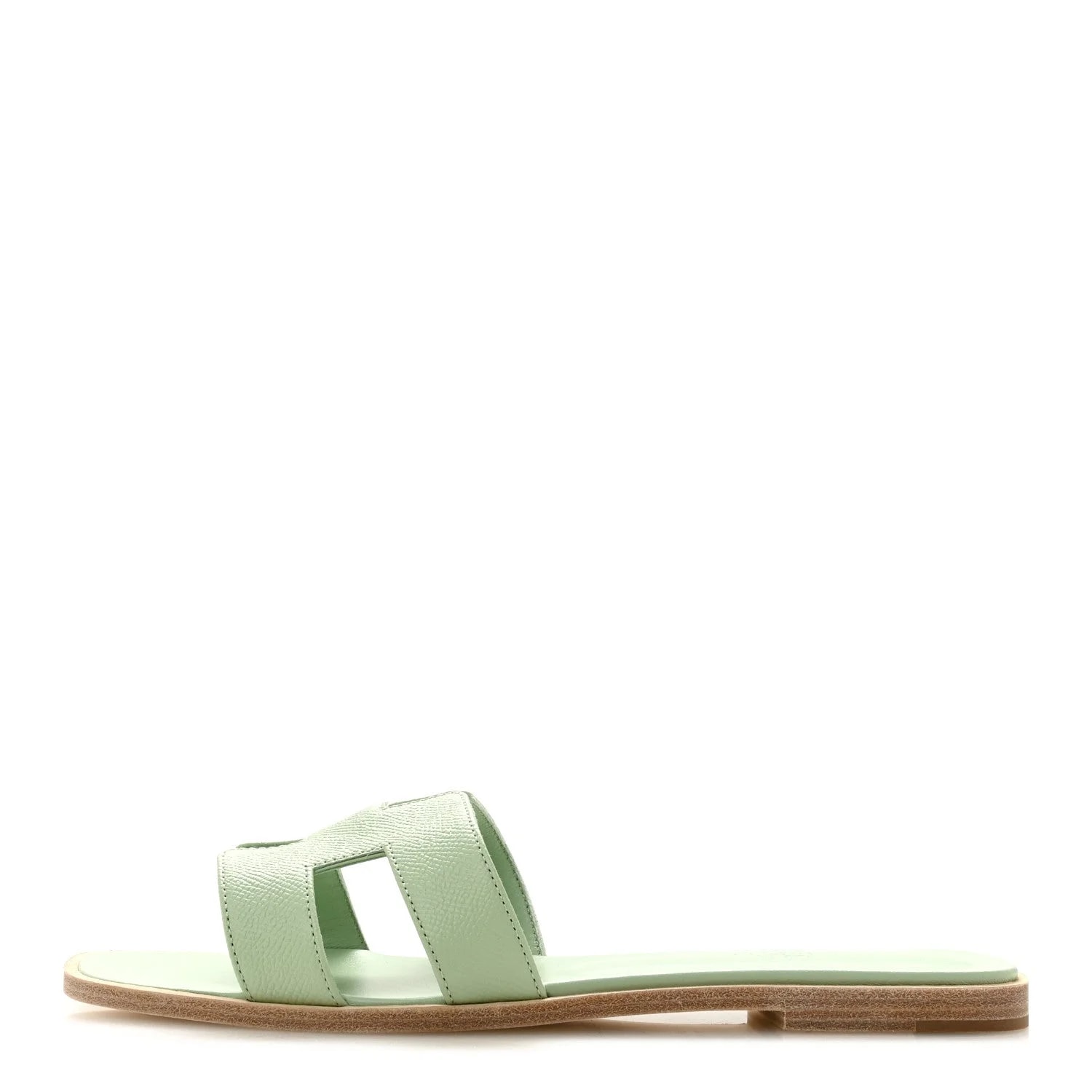 Epsom Oran 40 — Designer Shoe — resale