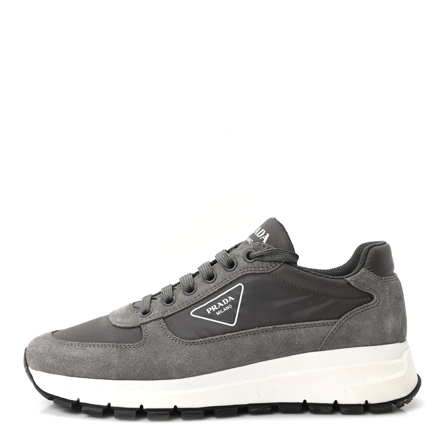 Prada — Metal Triangle Logo 45mm 38 Ghiaia — Sneaker — resale