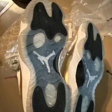 Air Jordan 11 Retro Low / Coin Design 4