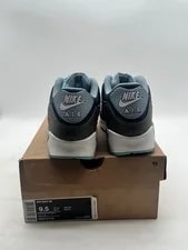 Nike Air Max 90 (Lightly Worn ) 3