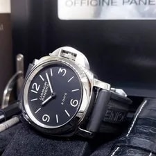 Panerai — Panerai 44mm Black Dial 8 Days Luminor Base PAM560 PAM00560 (Full Set-2018) — Watch — resale