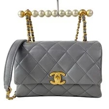 Chanel — Chanel Flap /Matelasse AS5001 Shiny — Handbag — resale
