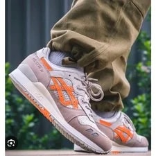 Asics & Neon Gel Lyte III OG Lace Up Low Top 2