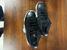 Air Jordan 11 Low Size 9 No Box 3